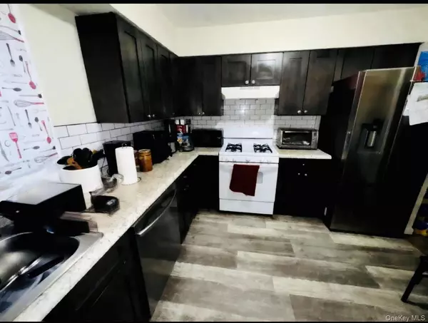 New City, NY 10956,10 Heritage DR #D