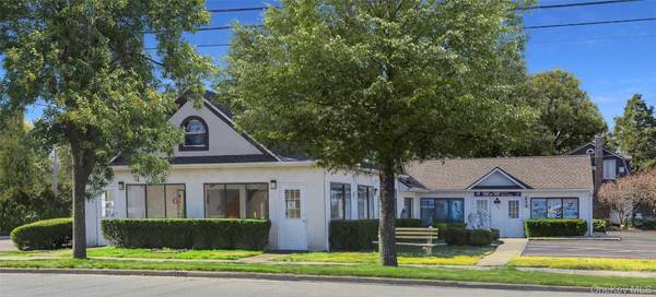 Westhampton Beach, NY 11978,183 Montauk HWY