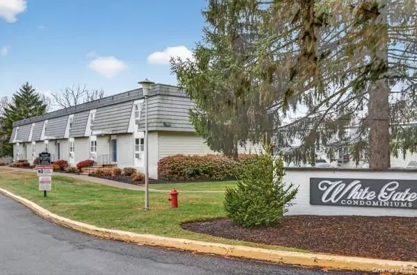 15 White Gate RD #D, Wappingers Falls, NY 12590