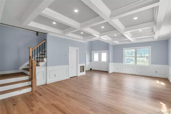 Bethpage, NY 11714,68 Caroline ST