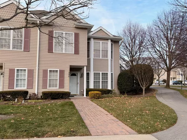 986 Madeira BLVD, Melville, NY 11747