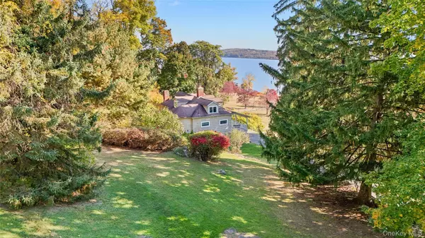 Newburgh, NY 12550,602 River RD