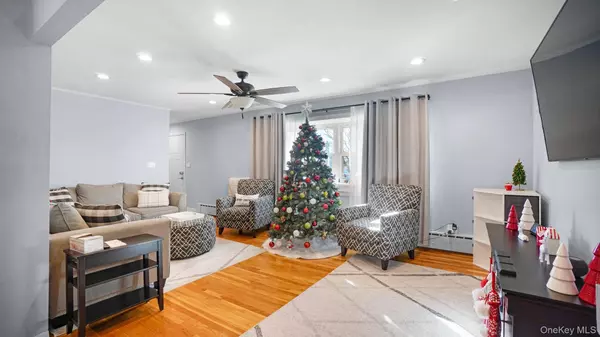 Deer Park, NY 11729,197 W 5th ST