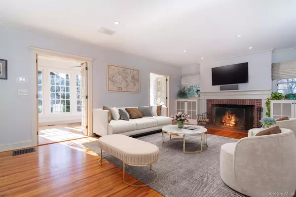 Pelham, NY 10803,414 Pelham Manor RD