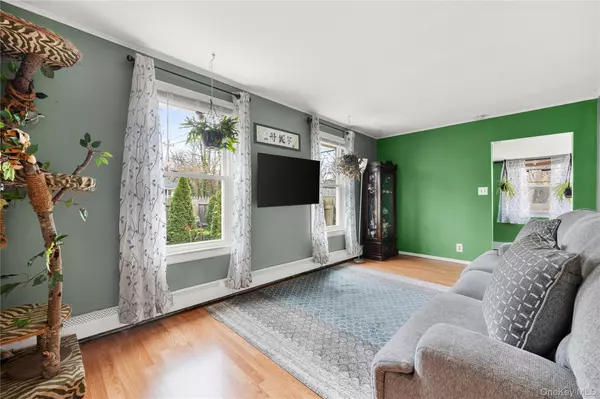 Mastic, NY 11950,155 Patchogue AVE