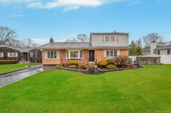 Deer Park, NY 11729,47 Pearsall PL