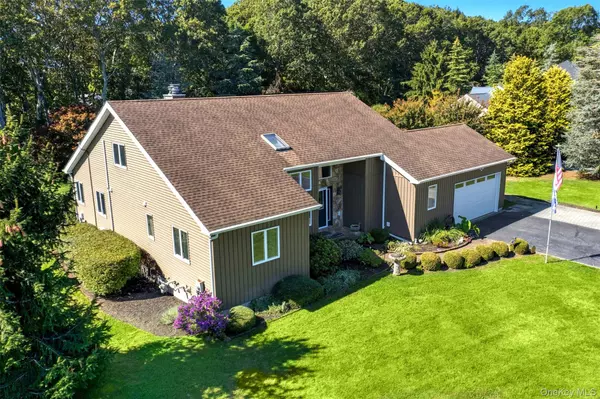 Jamesport, NY 11947,61 Eileen CIR