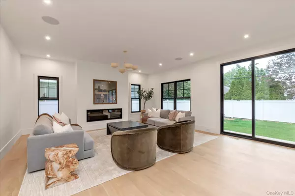 Wantagh, NY 11793,1497 Caroll ST