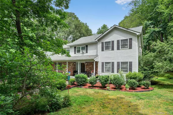 Monroe, NY 10950,72 Peddler Hill RD