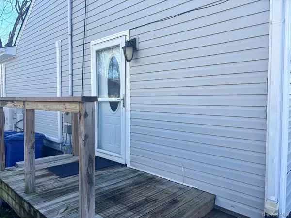 Centereach, NY 11720,158 Noel DR #2