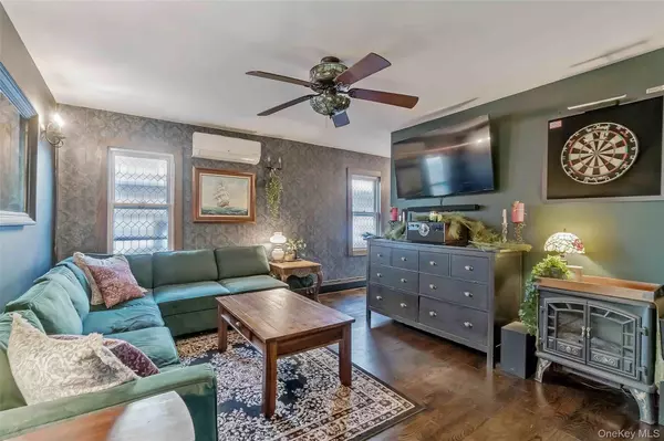 Broad Channel, NY 11693,27 W 11th RD