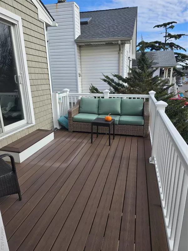 Long Beach, NY 11561,359 E Pine ST