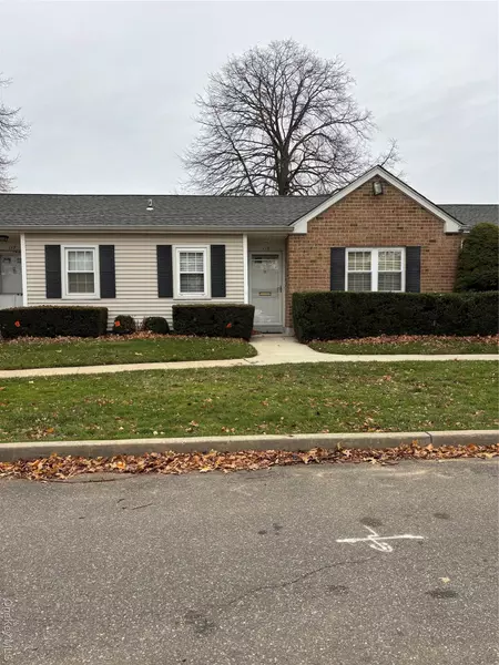 118 Harbor, Amityville, NY 11701