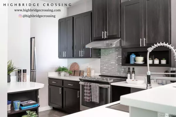 Highland, NY 12528,128 Vineyard AVE #104