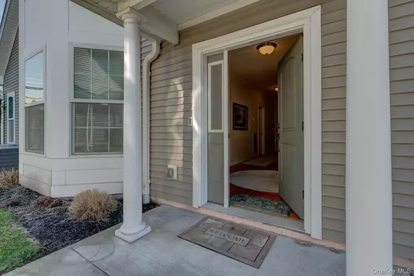 West Nyack, NY 10994,12 Wolfe CIR