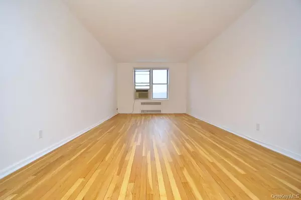 Yonkers, NY 10705,19 Abeel ST #4H