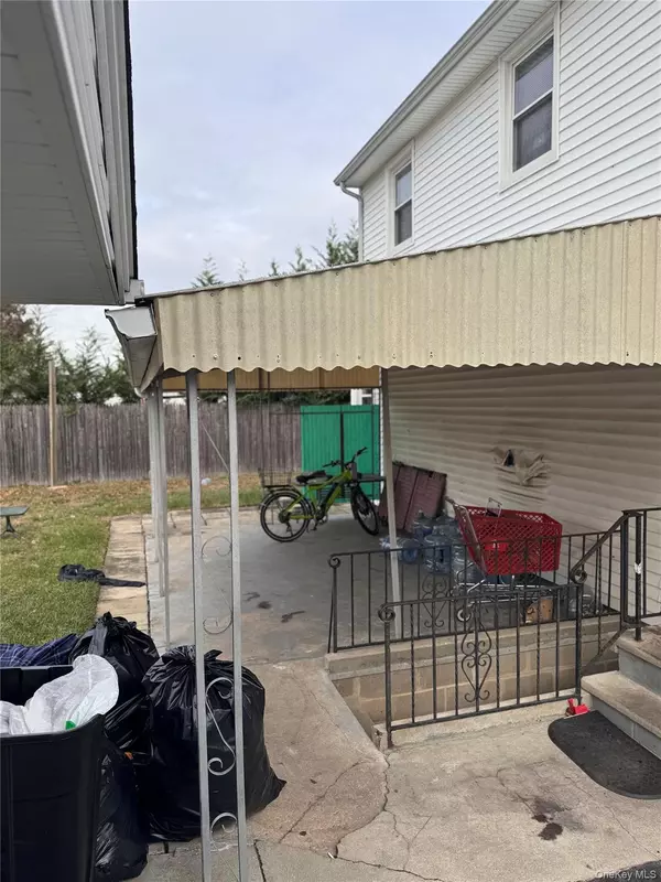 Hicksville, NY 11801,190 Lee AVE