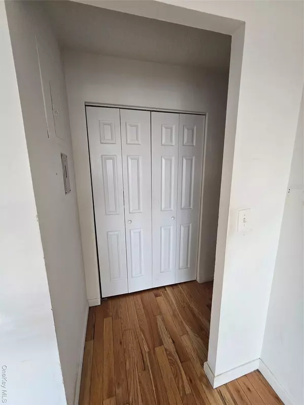 Corona, NY 11368,3412 113th ST #9B