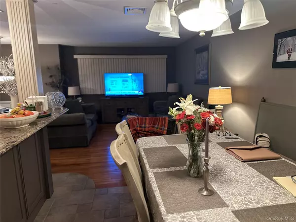 Monroe, NY 10950,33 Dallas DR