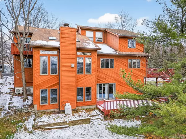 254 Orrs Mills RD, Cornwall, NY 12553