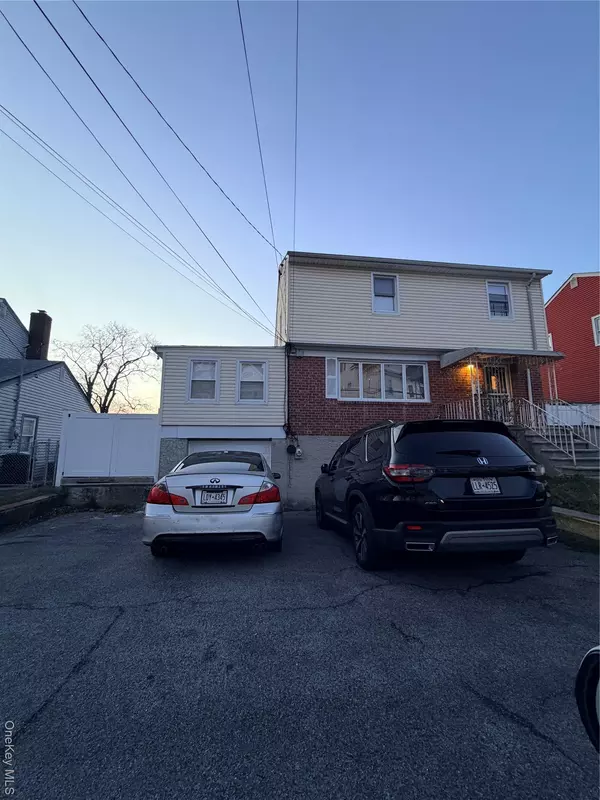 Yonkers, NY 10701,11 Argyle TER