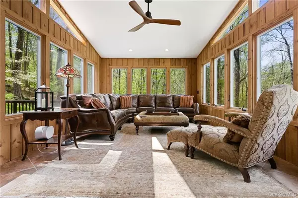 Pound Ridge, NY 10576,21 Beech Hill LN