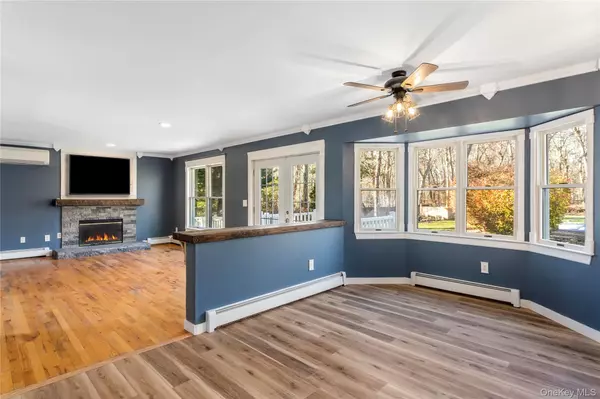 Eastport, NY 11941,45 Drew DR