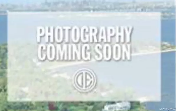 362 W MERRICK RD #104, Valley Stream, NY 11580