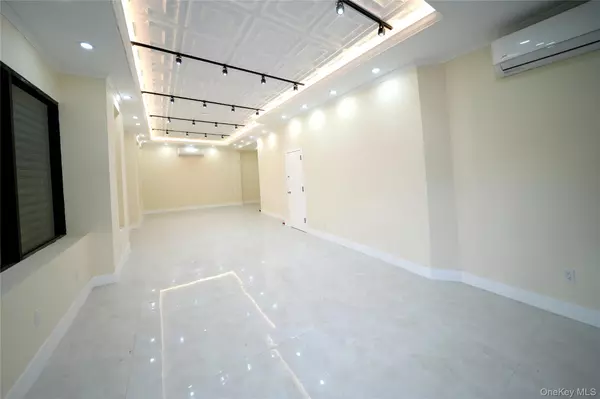 Ridgewood, NY 11385,6286 60th PL