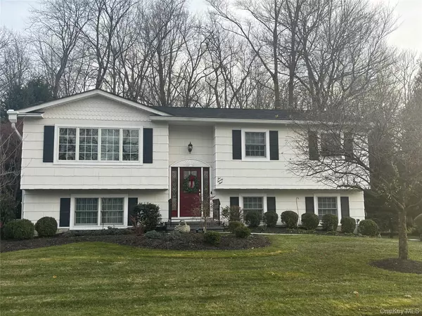 229 Betsy Ross DR, Orangeburg, NY 10962