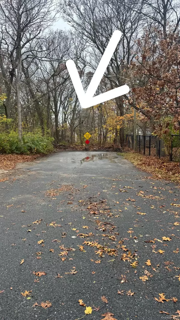 Selden, NY 11784,0 Iroquois AVE