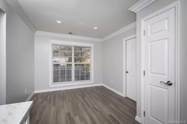 Port Jefferson Station, NY 11776,14 Village Green DR #14