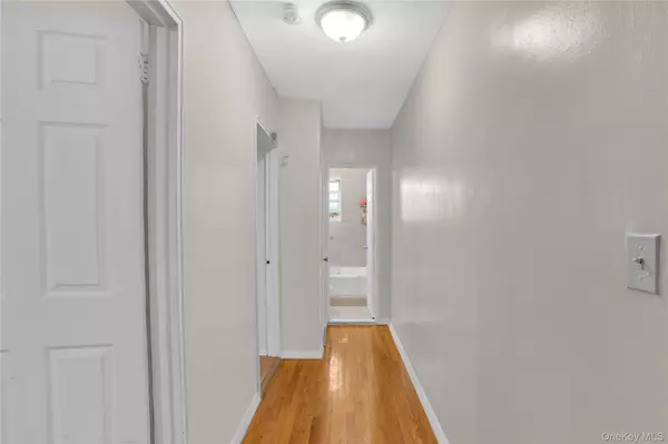 Yonkers, NY 10704,245 Bronx River RD #7C