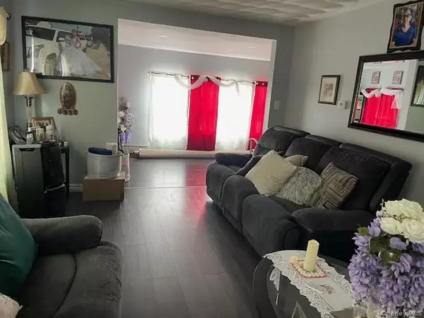 Baldwin, NY 11510,2754 Homan PL