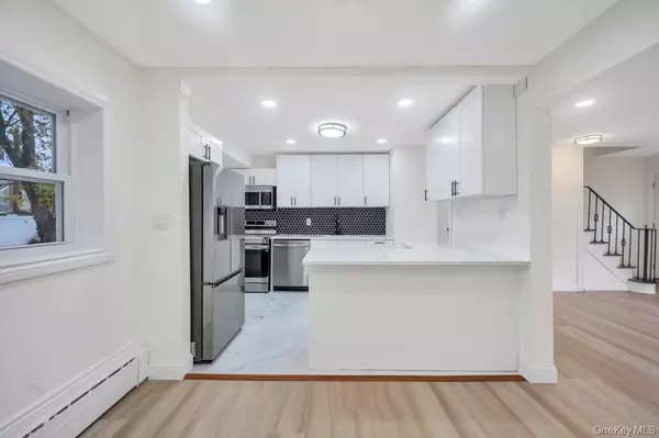 East Meadow, NY 11554,2737 Sheila CT