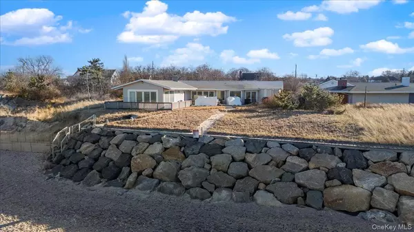 Montauk, NY 11954,112 Soundview DR