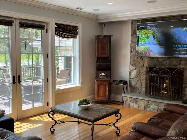 Port Chester, NY 10573,38 Lincoln AVE