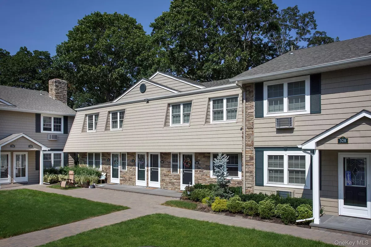 Bayport, NY 11705,246 Terrace #T06246