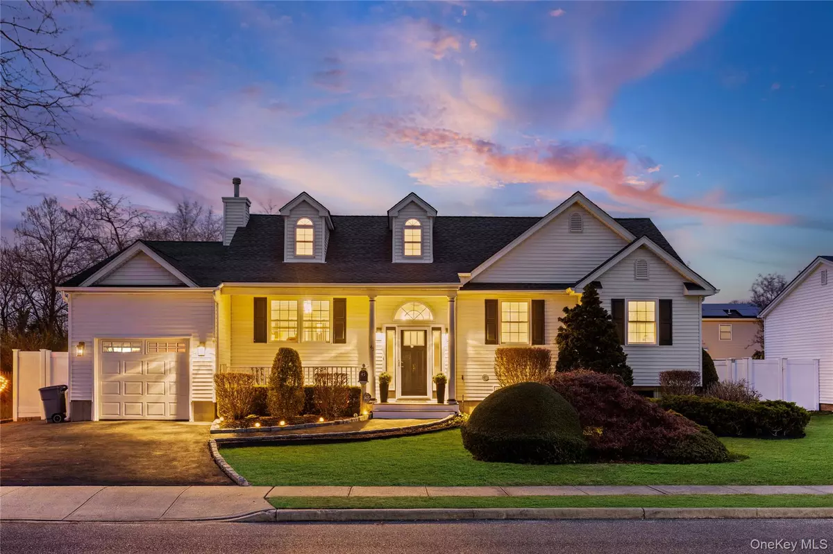 East Islip, NY 11730,45 Jackson ST