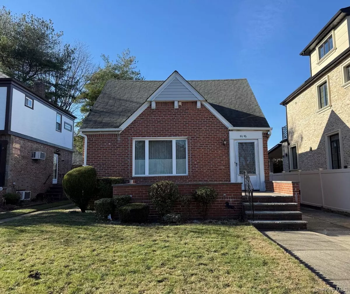 Jamaica Estates, NY 11432,8046 Chevy Chase ST