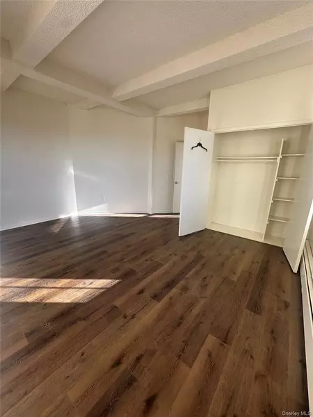 27 Ludlow ST, Yonkers, NY 10705