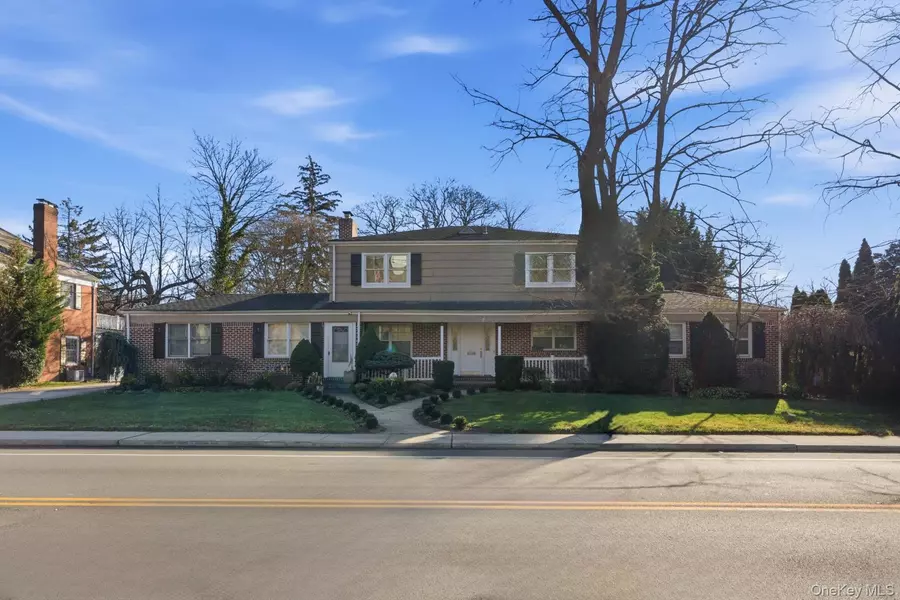 467 Hempstead AVE, Rockville Centre, NY 11570