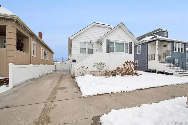 1038 Traymore BLVD, Island Park, NY 11558