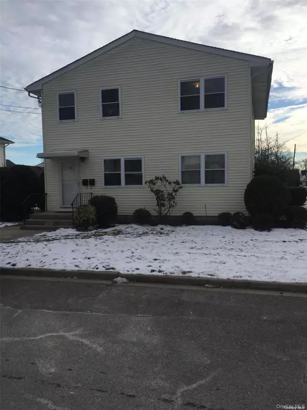 151 Harrison AVE #1st Fl, Bethpage, NY 11714