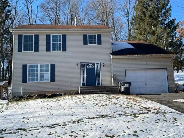 Walden, NY 12586,12 First ST