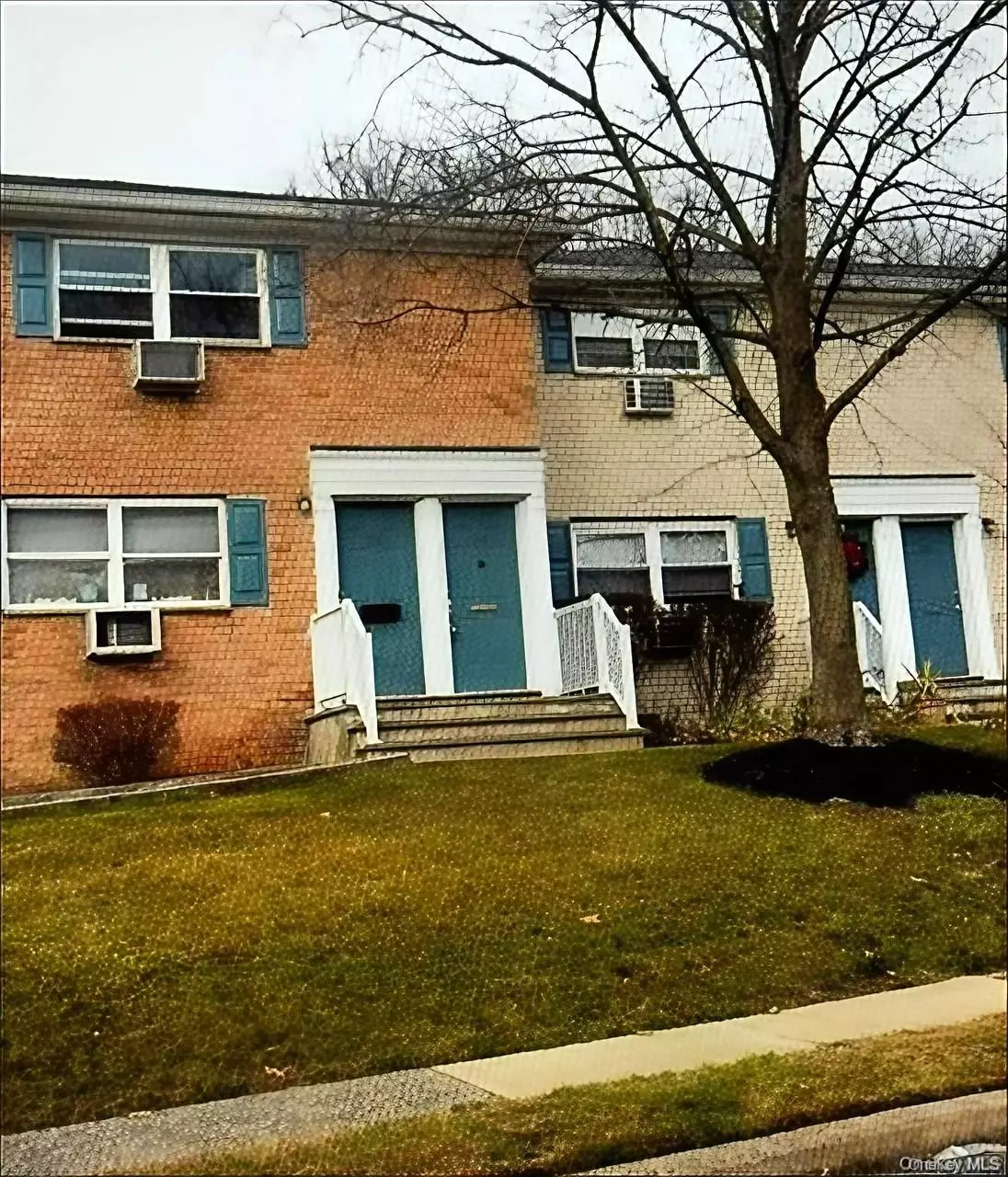 Pearl River, NY 10965,140 Meyer OVAL