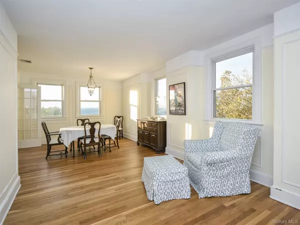 Sea Cliff, NY 11579,120 Prospect AVE ##2