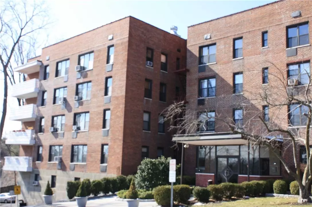 Yonkers, NY 10710,1 Remsen RD #1H