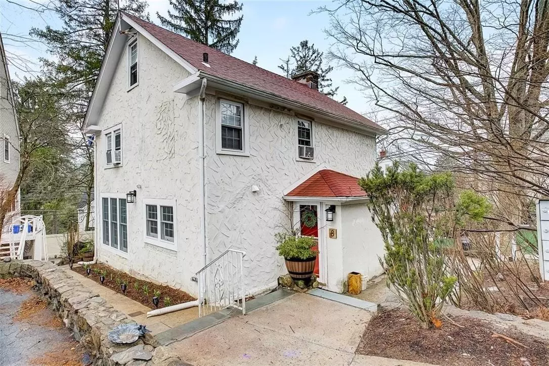 Chappaqua, NY 10514,8 Highland AVE #284A