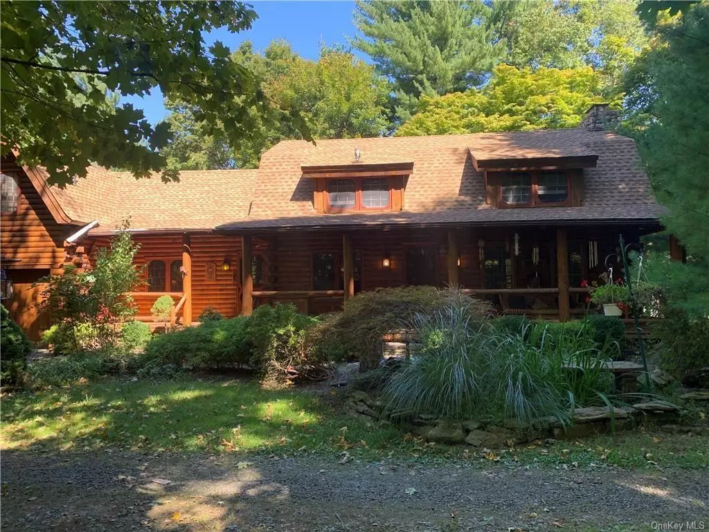 Blauvelt, NY 10913,547 Greenbush RD